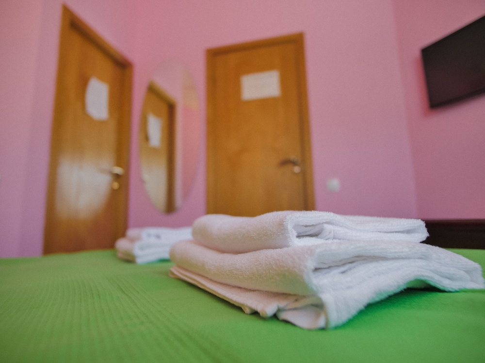Economy Double or Twin Room photo 2