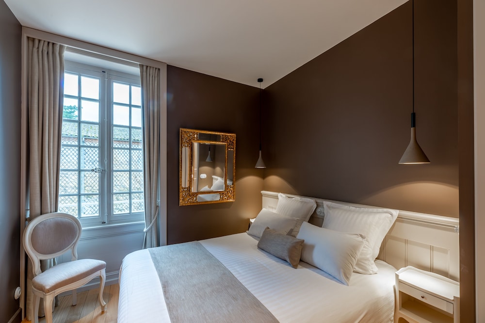 Luxury Apartment, Garden View (Appartement du Cocher) photo 3