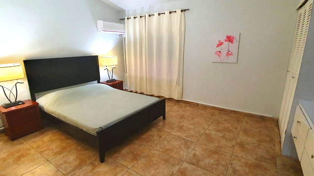 Duplex, 1 King Bed with Sofa bed photo 1