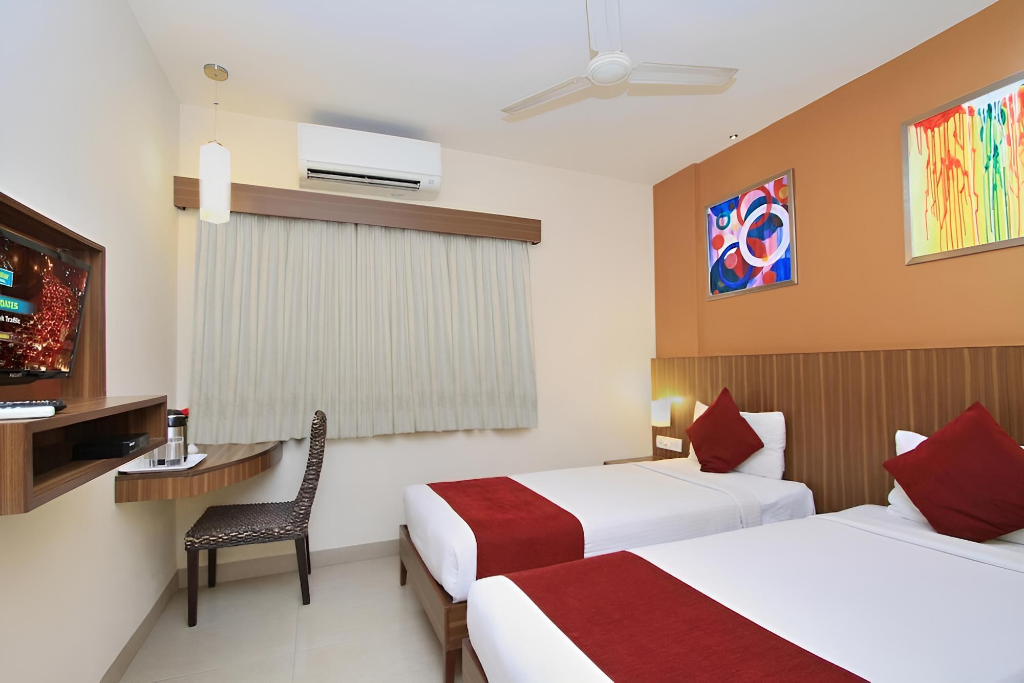 Standard Double or Twin Room photo 1