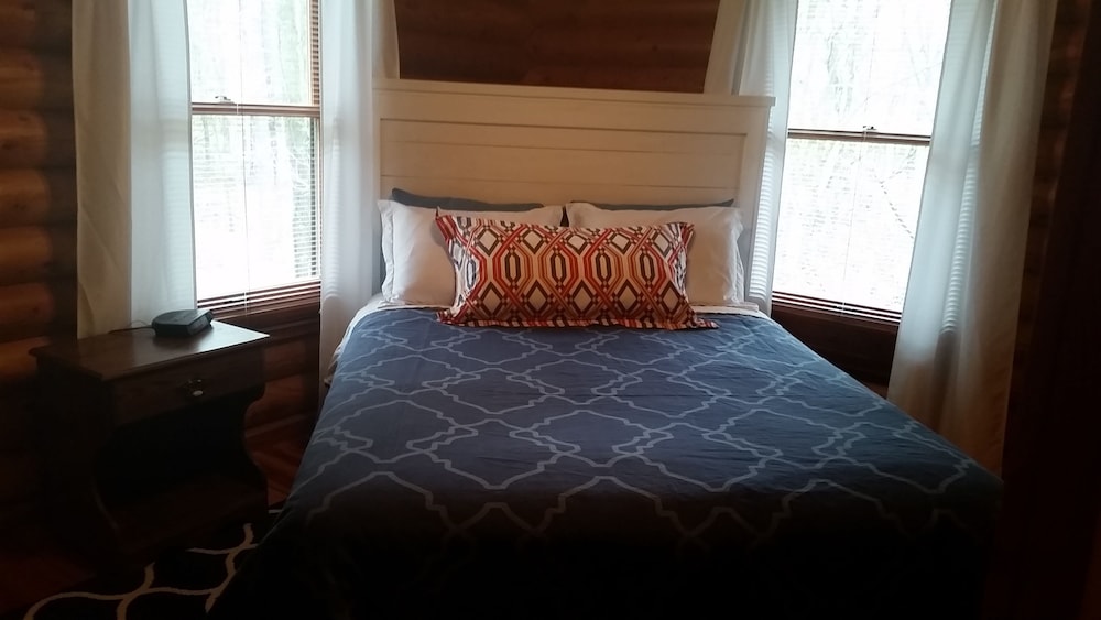 House, 5 Bedrooms photo 2