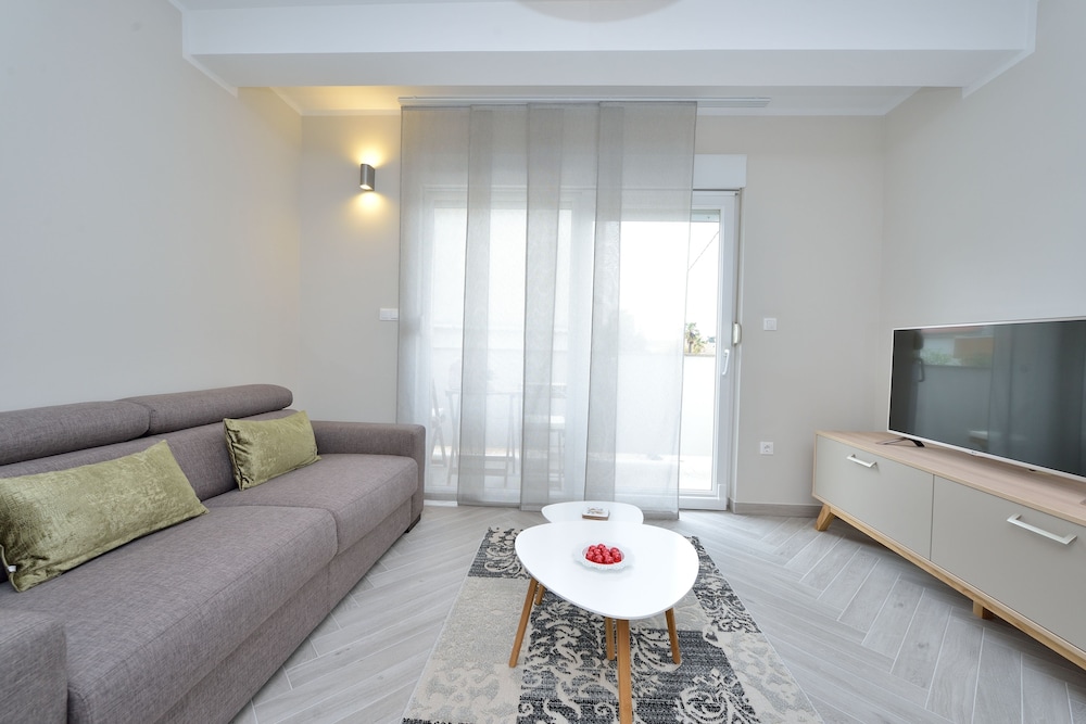 Deluxe Apartment, Balcony, Garden View photo 1