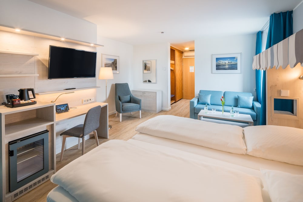 Deluxe Room (Single Use)
