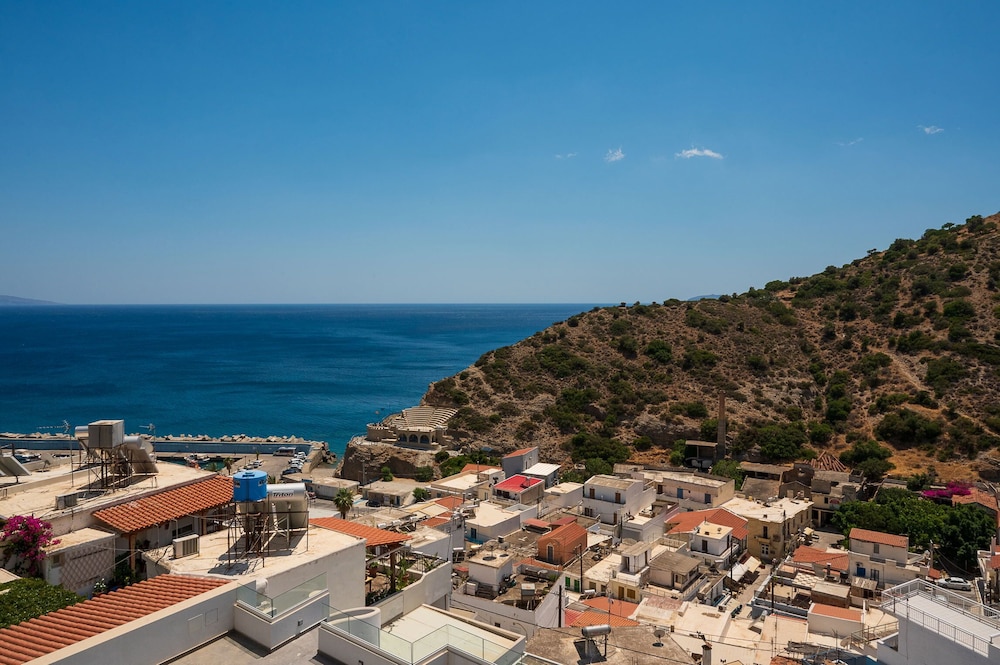 Studio with Sea View