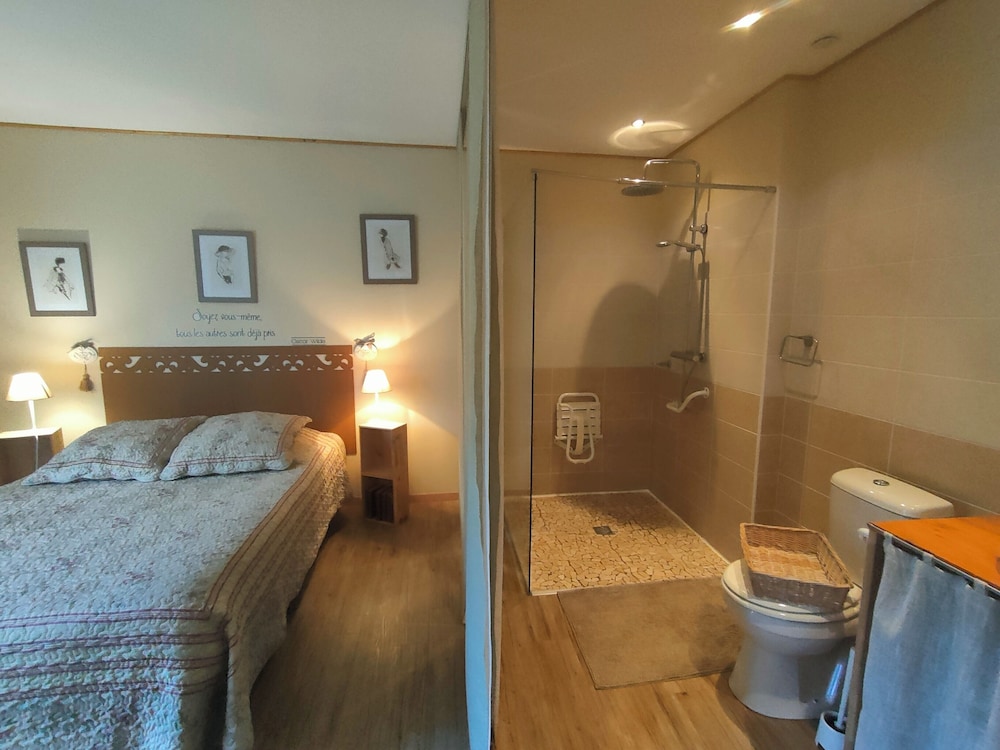 Double Room (Fleur de Lin)