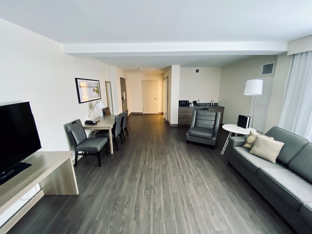 Suite, 1 Bedroom, Non Smoking photo 2