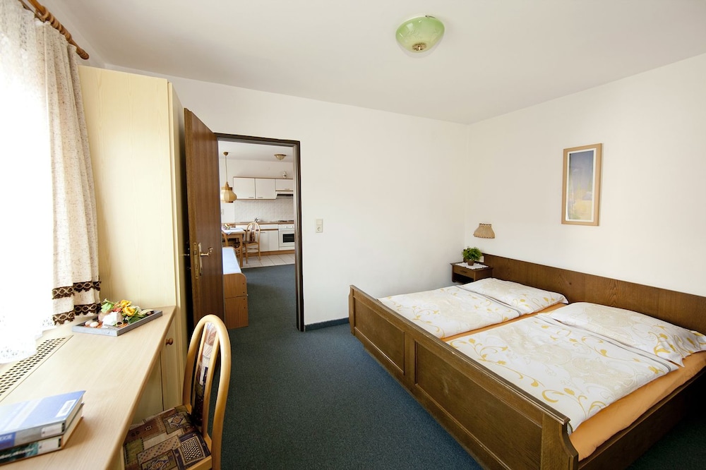 Standard Apartment, Balcony, Mountain View (2 Persons) photo 1