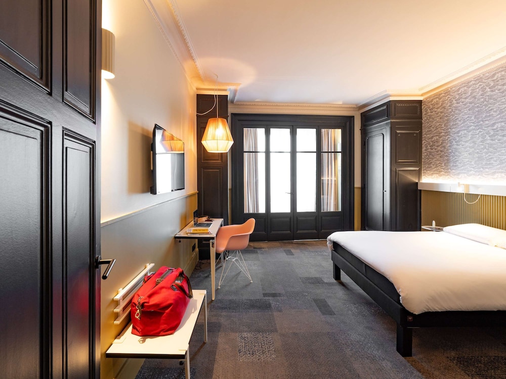 Premium Room, 1 Double Bed - Photo 4