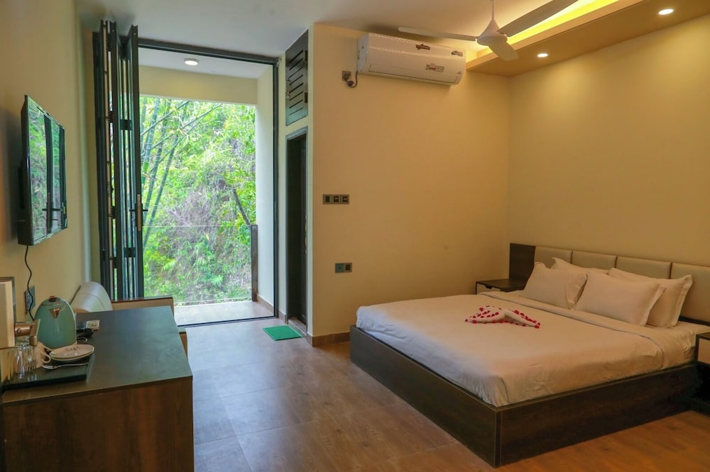 Superior Room, 1 Bedroom, Mountain View photo 2