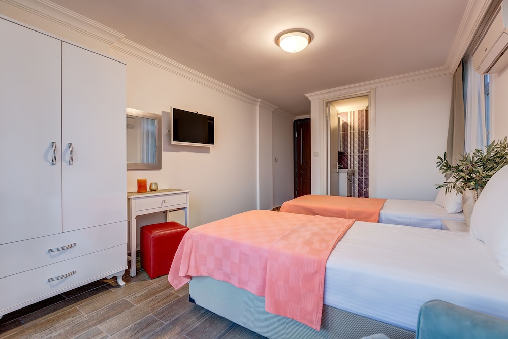 Standard Twin Room, Garden View