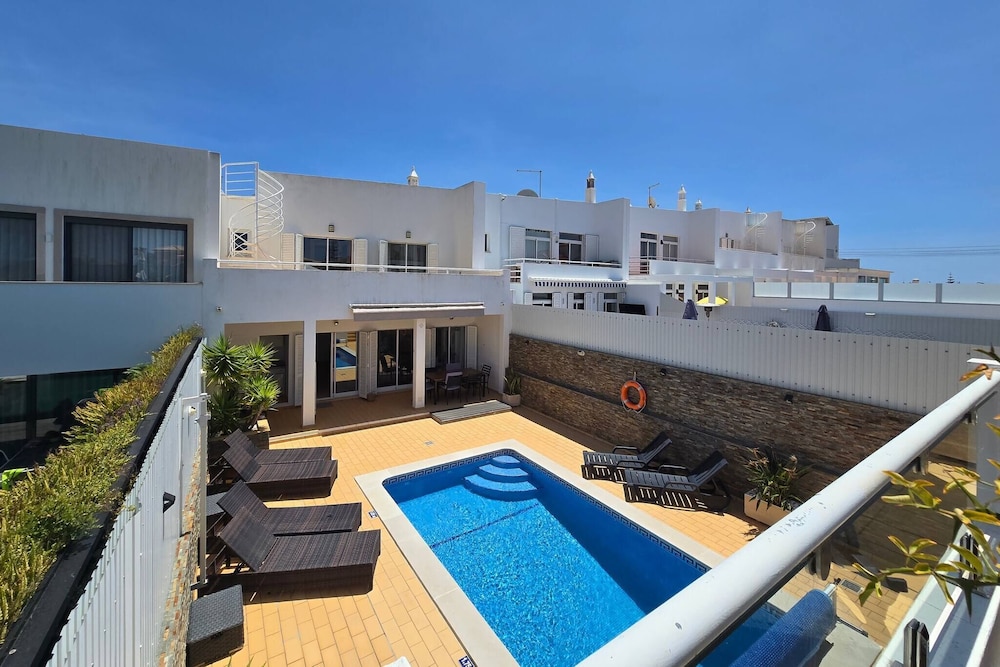 House, 3 Bedrooms, Smoking, Private Pool