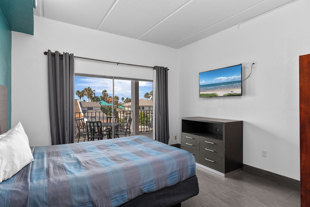 Suite, Multiple Beds, Non Smoking photo 2