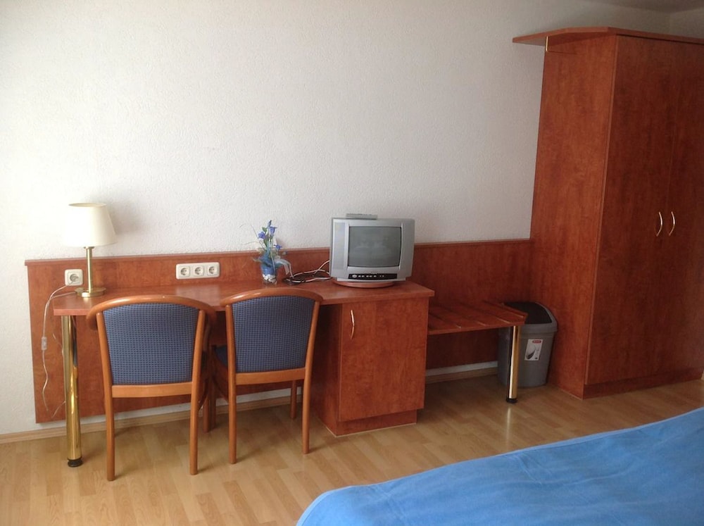 Double Room - Photo 6