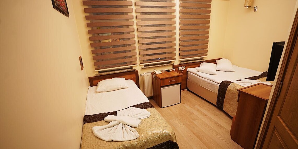 Standard Double Room, 2 Twin Beds photo 2