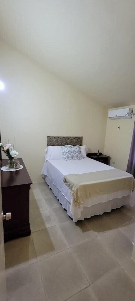 Standard Single Room, Garden View photo 2