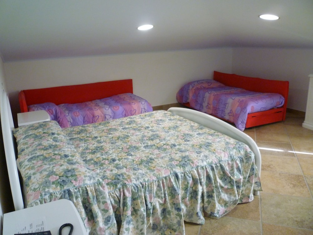 Junior Apartment, 3 Bedrooms, Mountain View