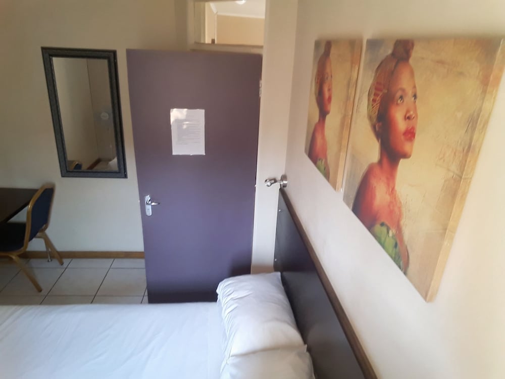 Basic Double or Twin Room, 1 Double Bed photo 1