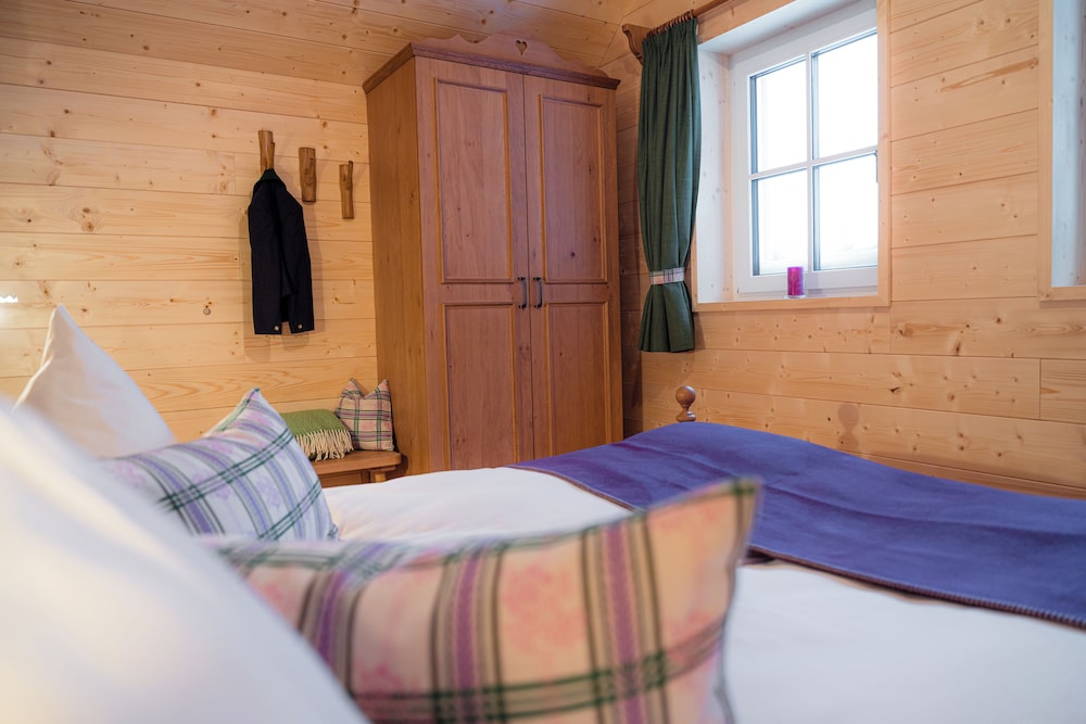 Family Chalet photo 2