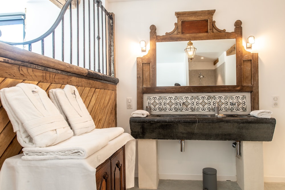 Superior Double Room (Les Crins) photo 3