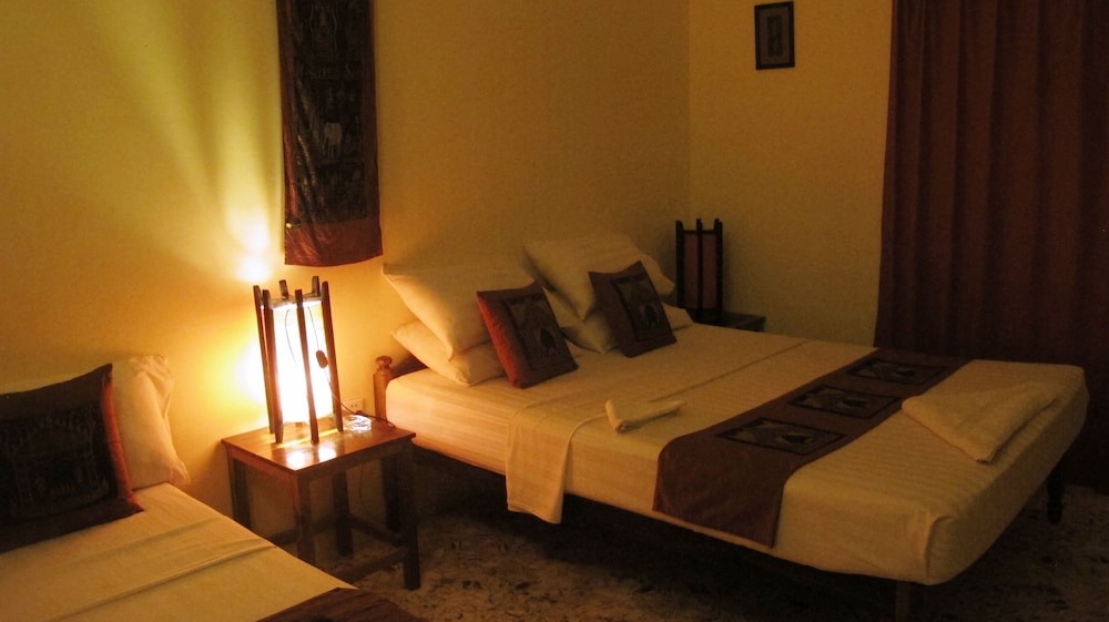 Upstair Twin Room photo 1