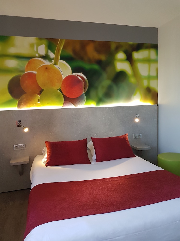 Standard Double Room Single Use photo 1