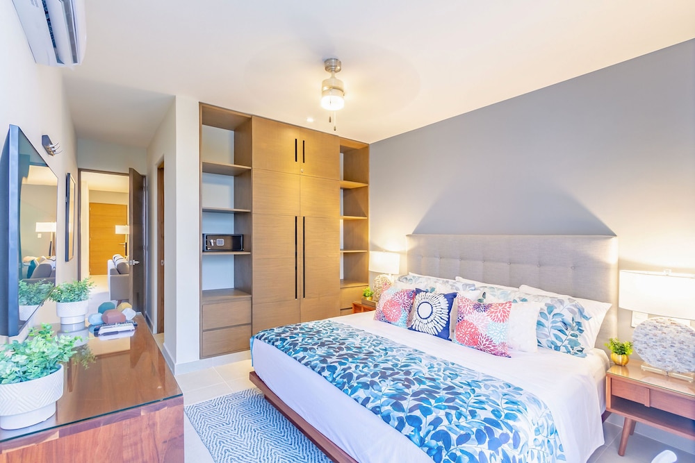 Ferienwohnung, 2 Schlafzimmer, Balkon, Meerblick