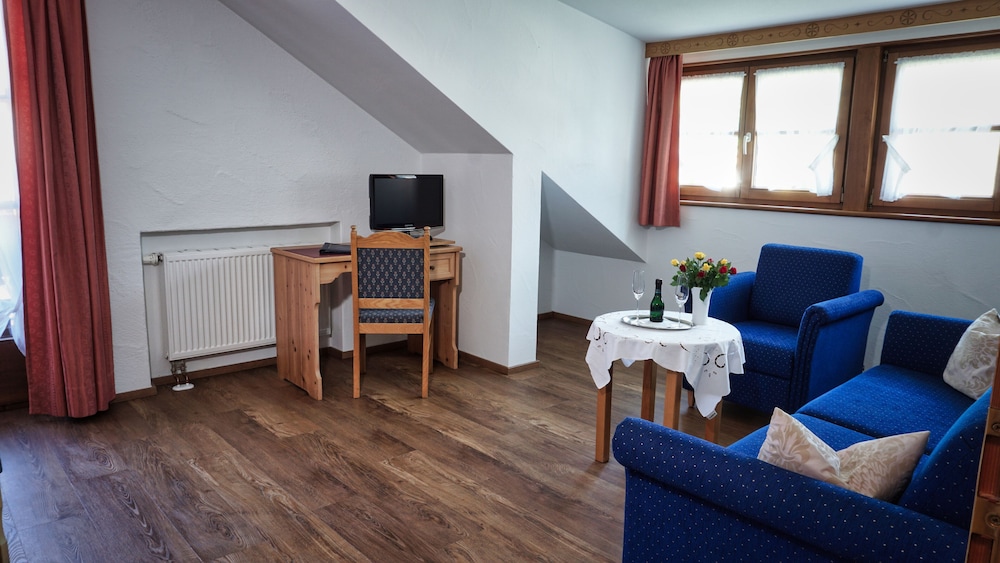 Junior Room photo 2