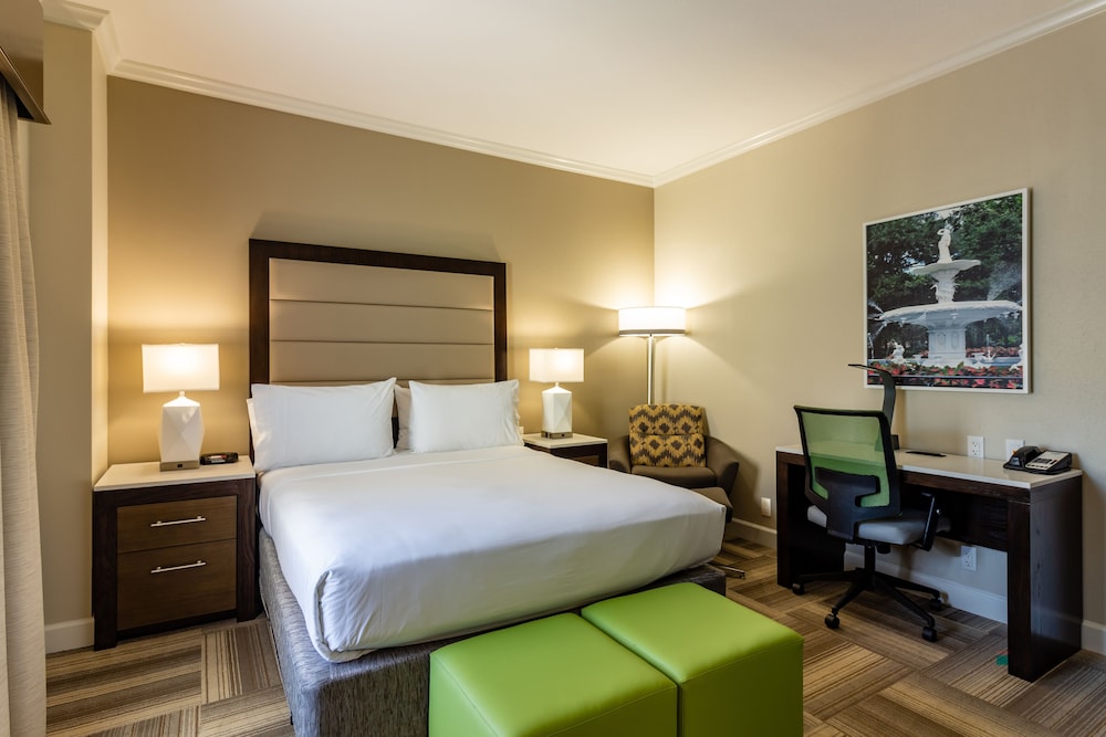 Standard Room, 1 Queen Bed - Photo 2