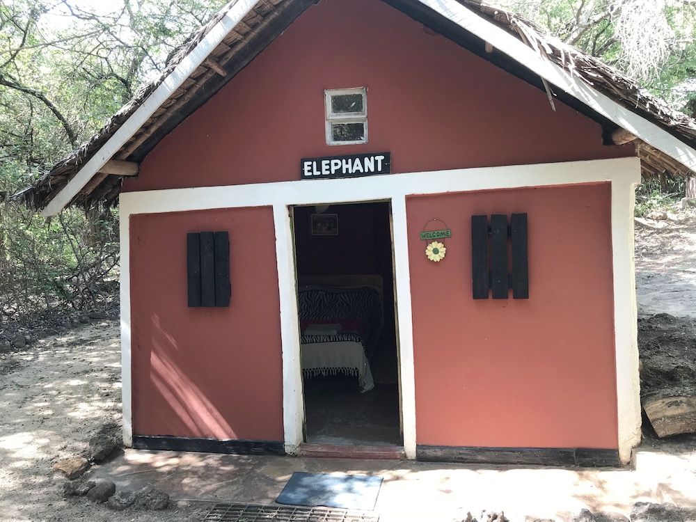Classic Cabin, Accessible, River View