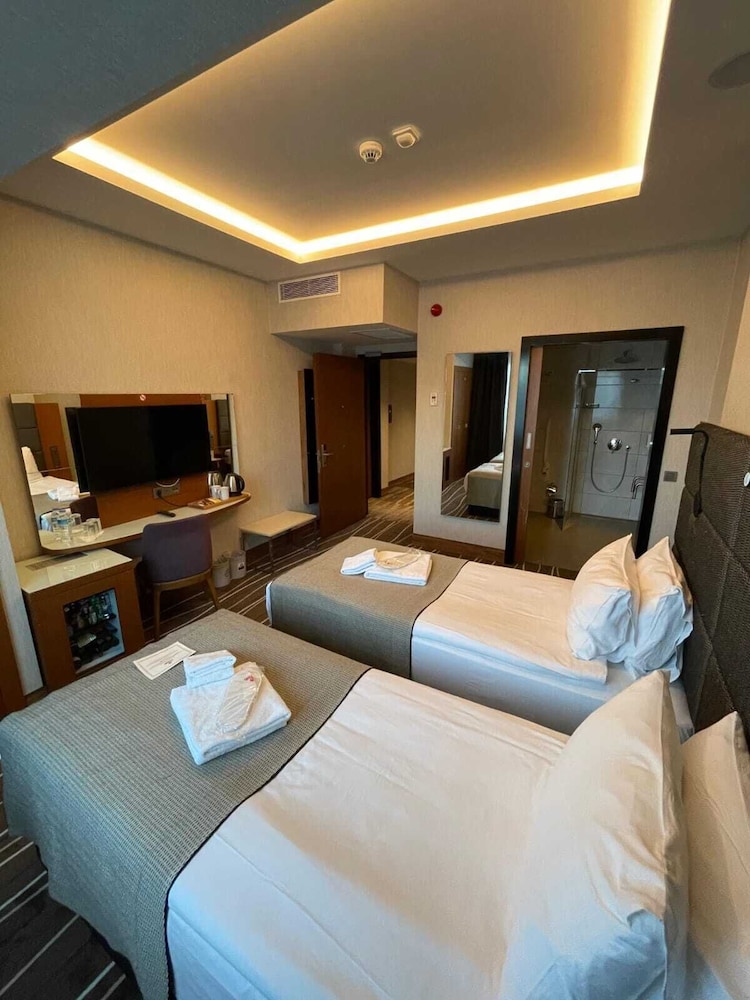Economic Standard Room