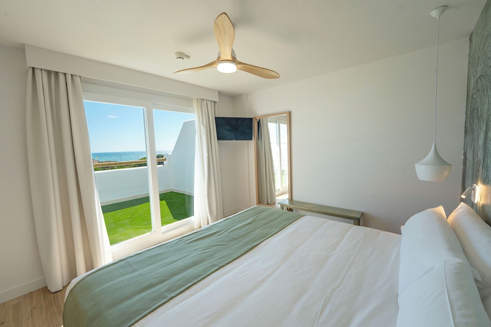 Comfort Penthouse, 1 Bedroom, Kitchen, Sea View