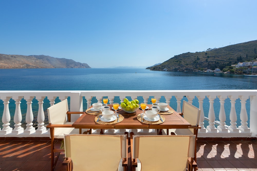 Panoramic House, 3 Bedrooms, Sea View photo 3