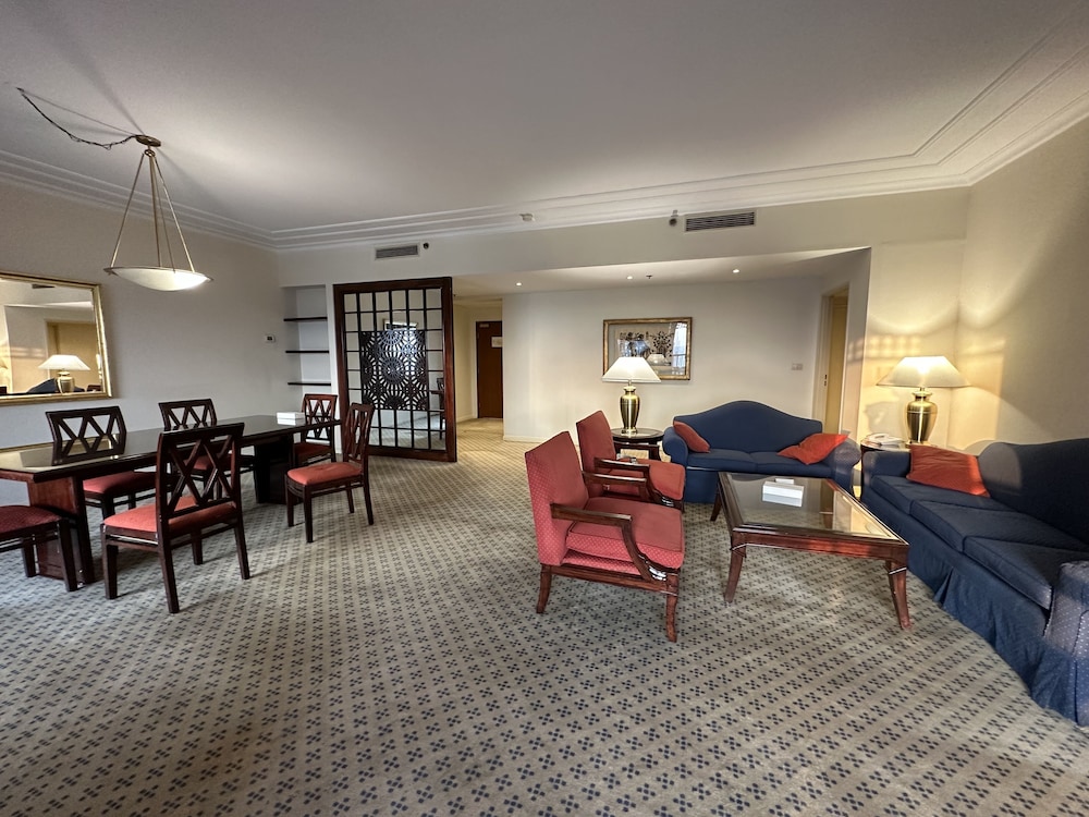 Imperial Suite Garden View