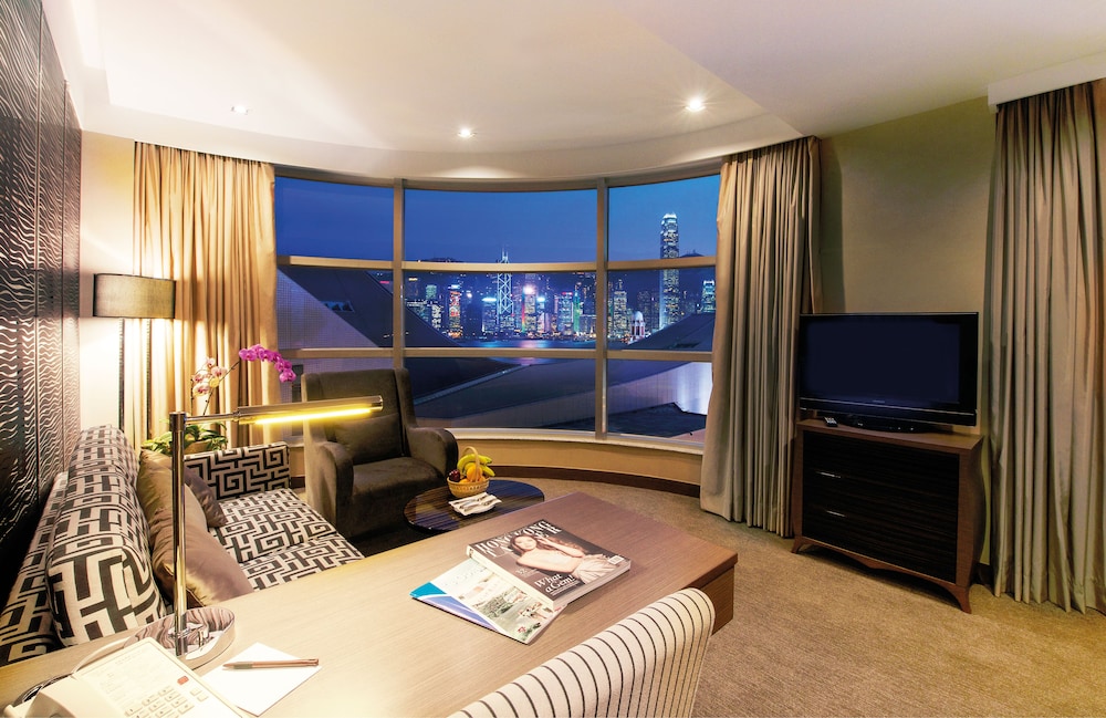 Harbour View King Suite photo 2