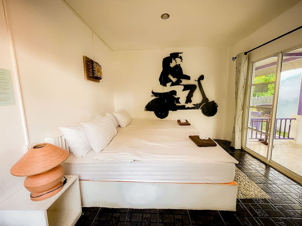Room, 2 Twin Beds, Non Smoking - Photo 8