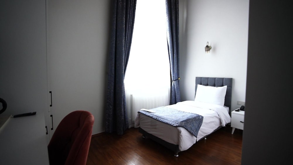 Standard Single Room photo 3
