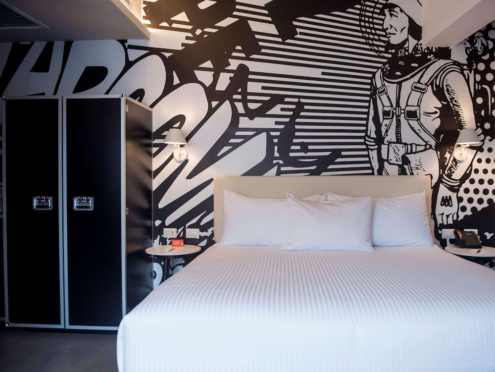 Room, 1 King Bed, Accessible, Non Smoking