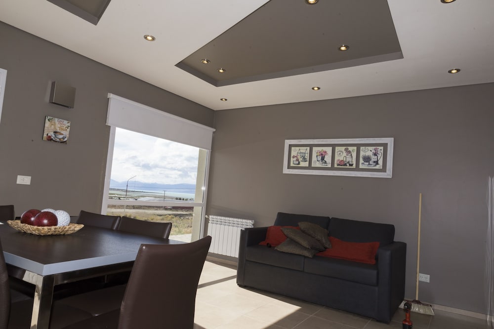 Apartment, 2 Bedrooms, Non Smoking, Lake View photo 2