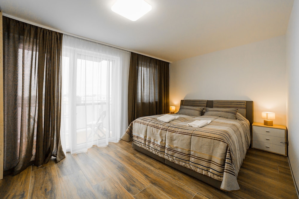 Apartment Deluxe XL with pool access photo 1