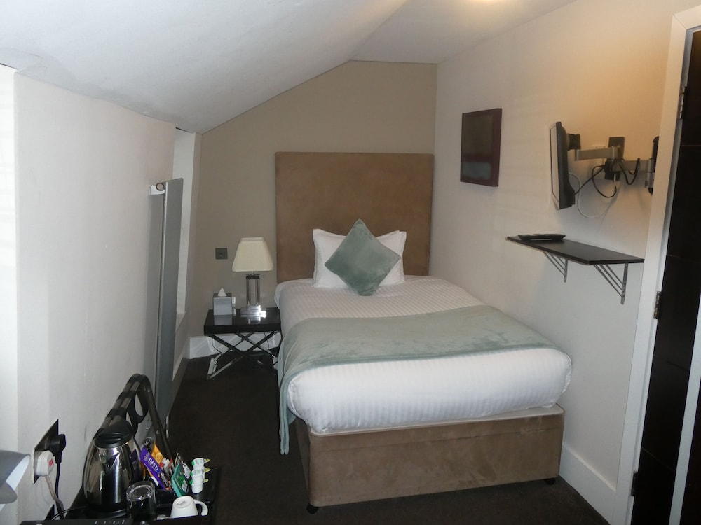Basic Single Room photo 1