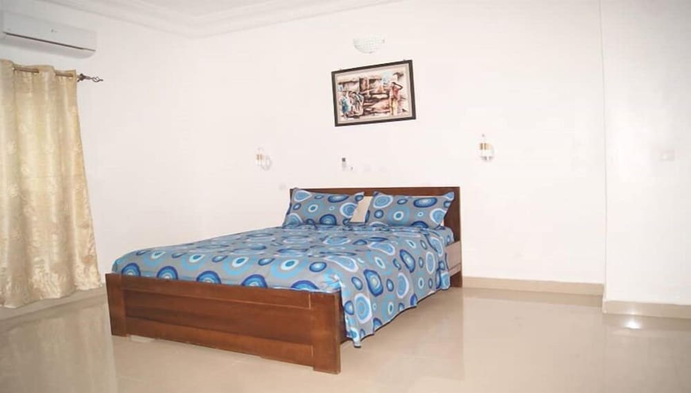 Deluxe Suite, Garden View (Abidjan) photo 3
