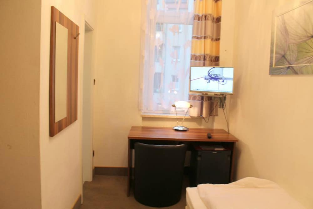 Economy Single Room photo 3