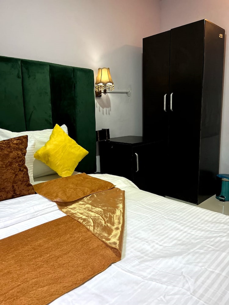 Classic Room - Photo 3