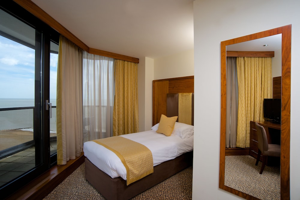 Premium Single Room