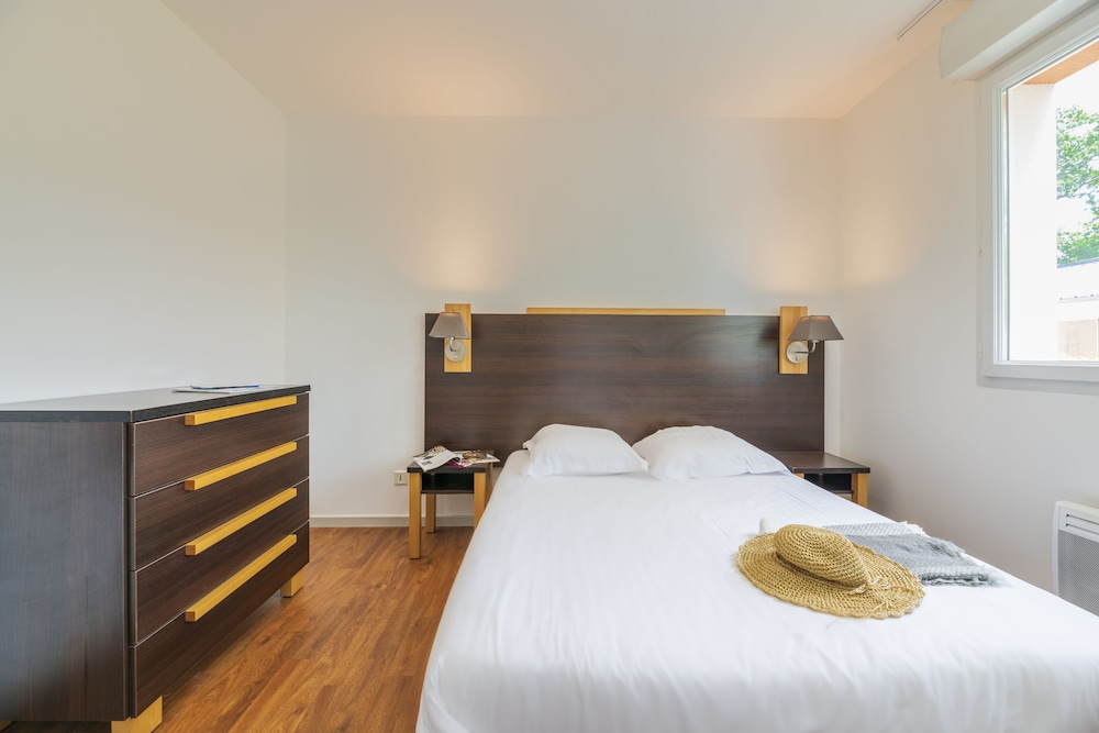 Apartment - Photo 4