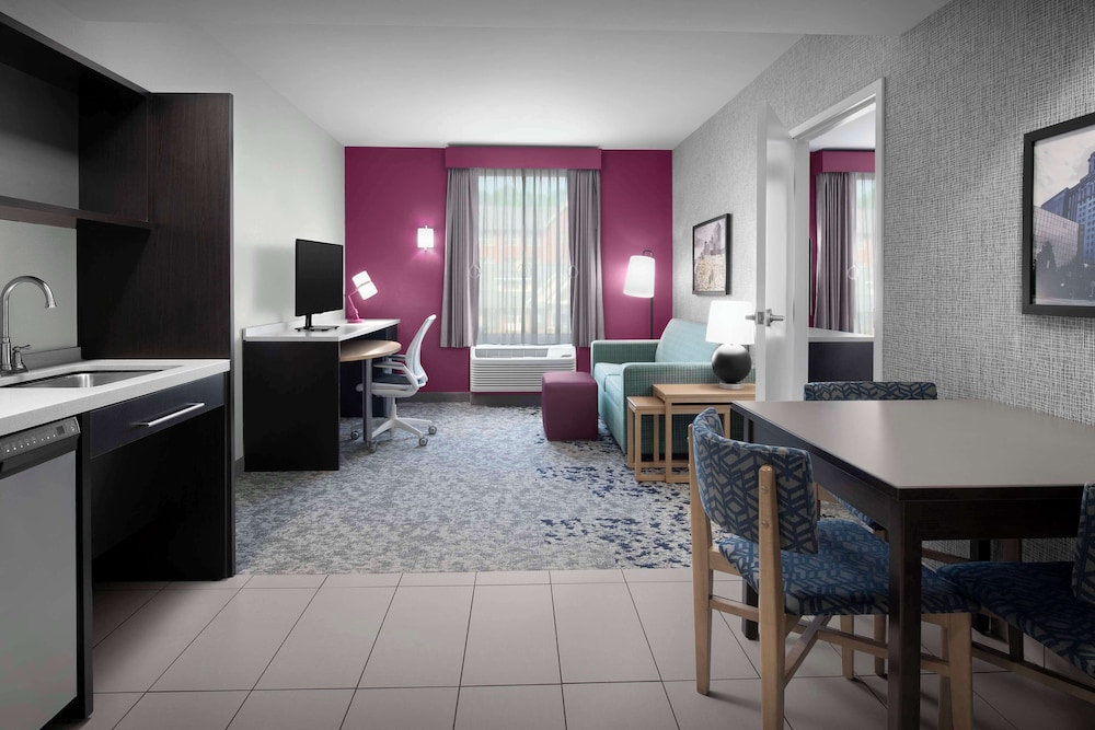 Suite, Accessible, Non Smoking photo 1