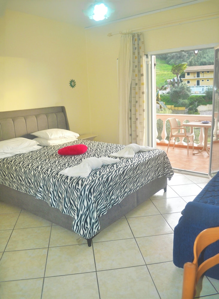Apartment, 1 Bedroom, Smoking, Balcony