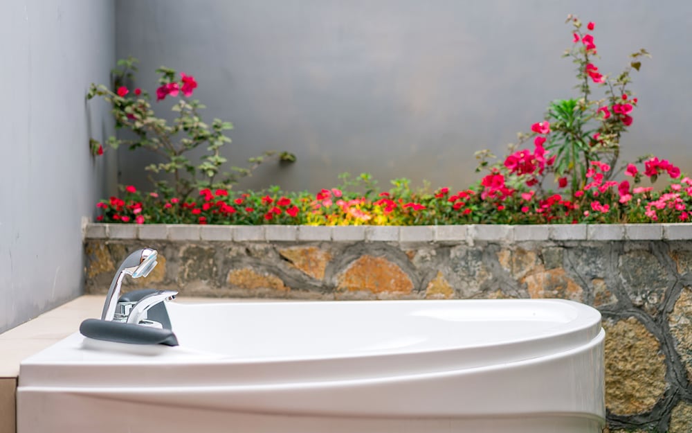 Standard Suite, Courtyard Area photo 3