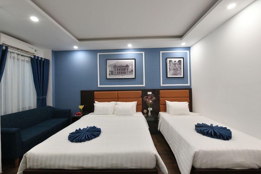 Deluxe Triple Room