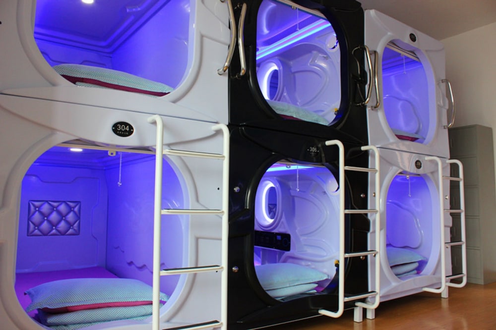 Bed In 8-Bed Female Dormitory Room photo 1